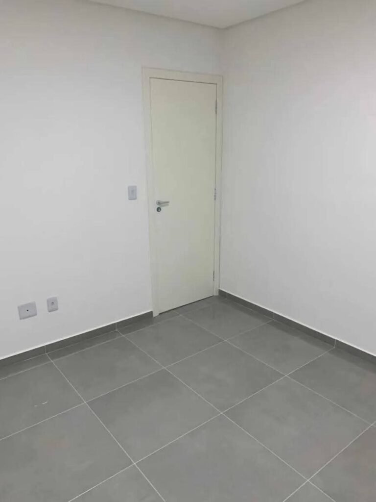 WhatsApp Image 2025-11-11 at 17.08.42 (1)