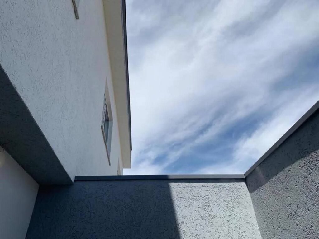 WhatsApp Image 2025-11-11 at 17.08.43 (1)