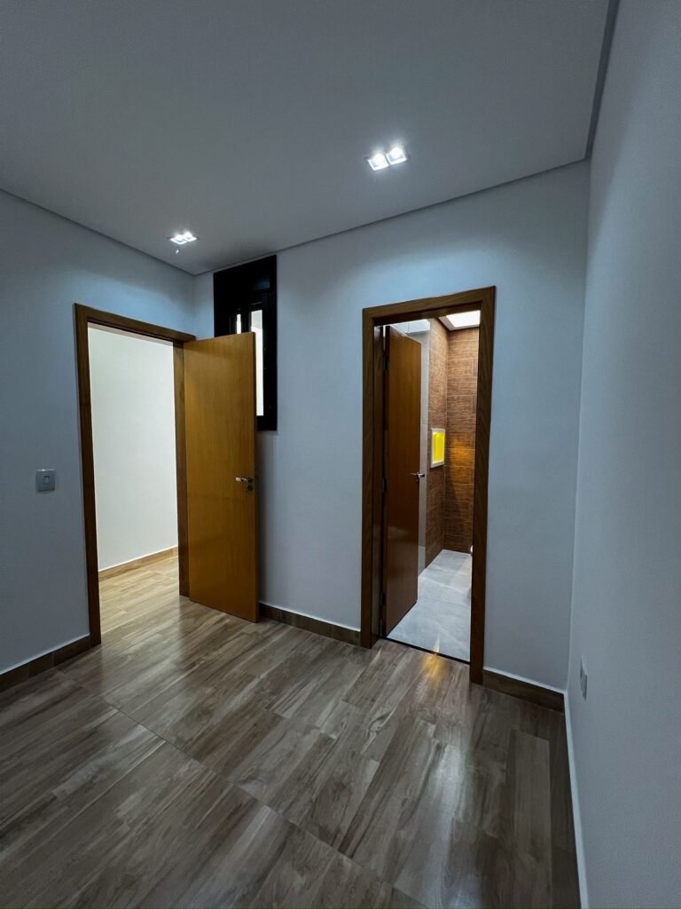 WhatsApp Image 2025-11-12 at 10.34.34 (1)