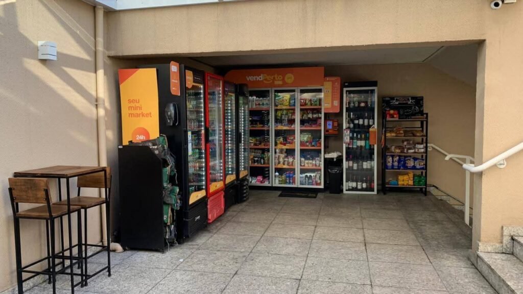 WhatsApp Image 2025-11-12 at 17.41.06 (4)