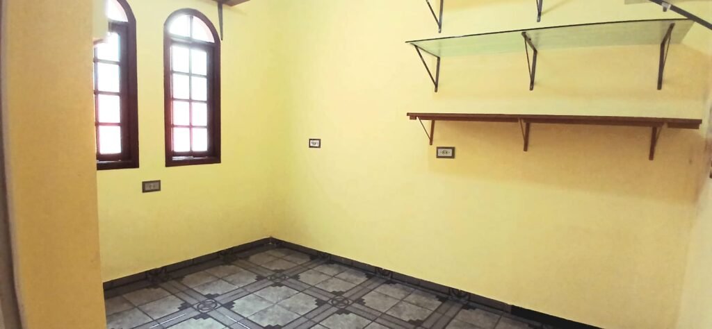 WhatsApp Image 2025-12-02 at 09.58.10