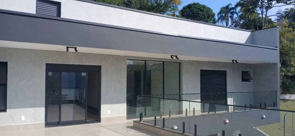 WhatsApp Image 2025-11-10 at 16.52.44