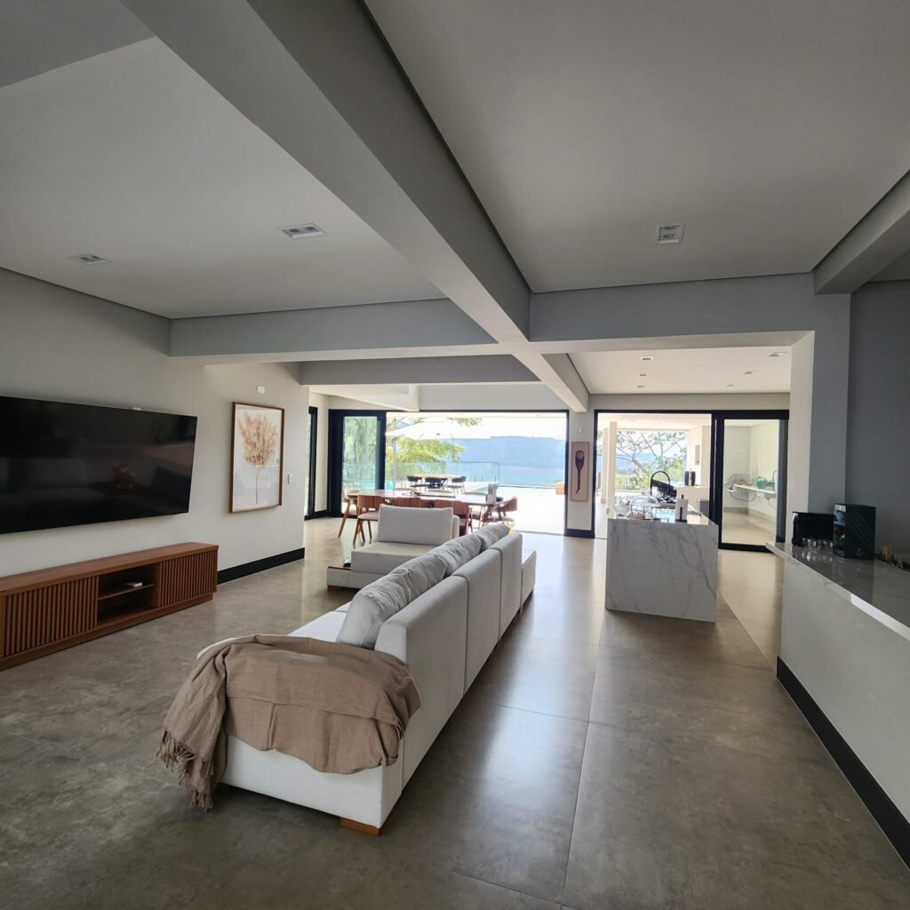 WhatsApp Image 2025-11-10 at 16.52.44 (4)