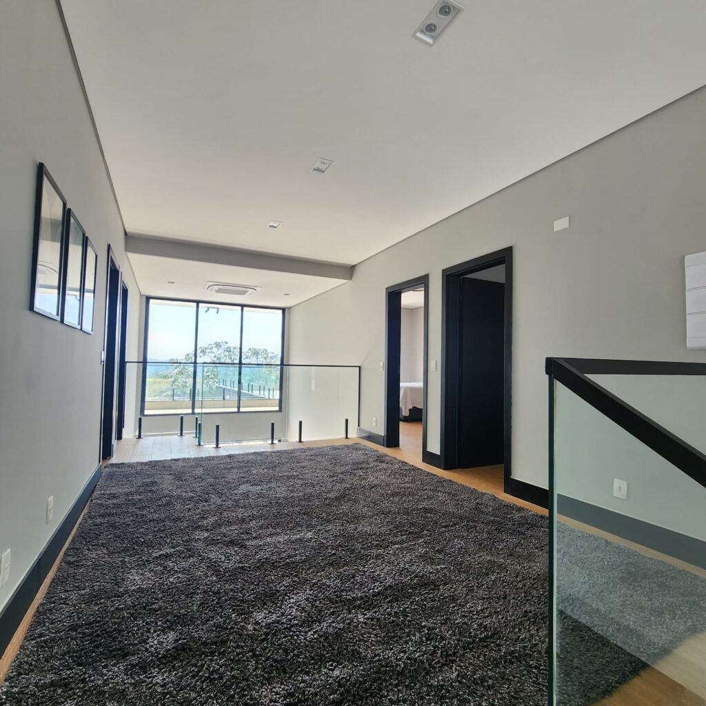 WhatsApp Image 2025-11-10 at 16.52.45 (2)