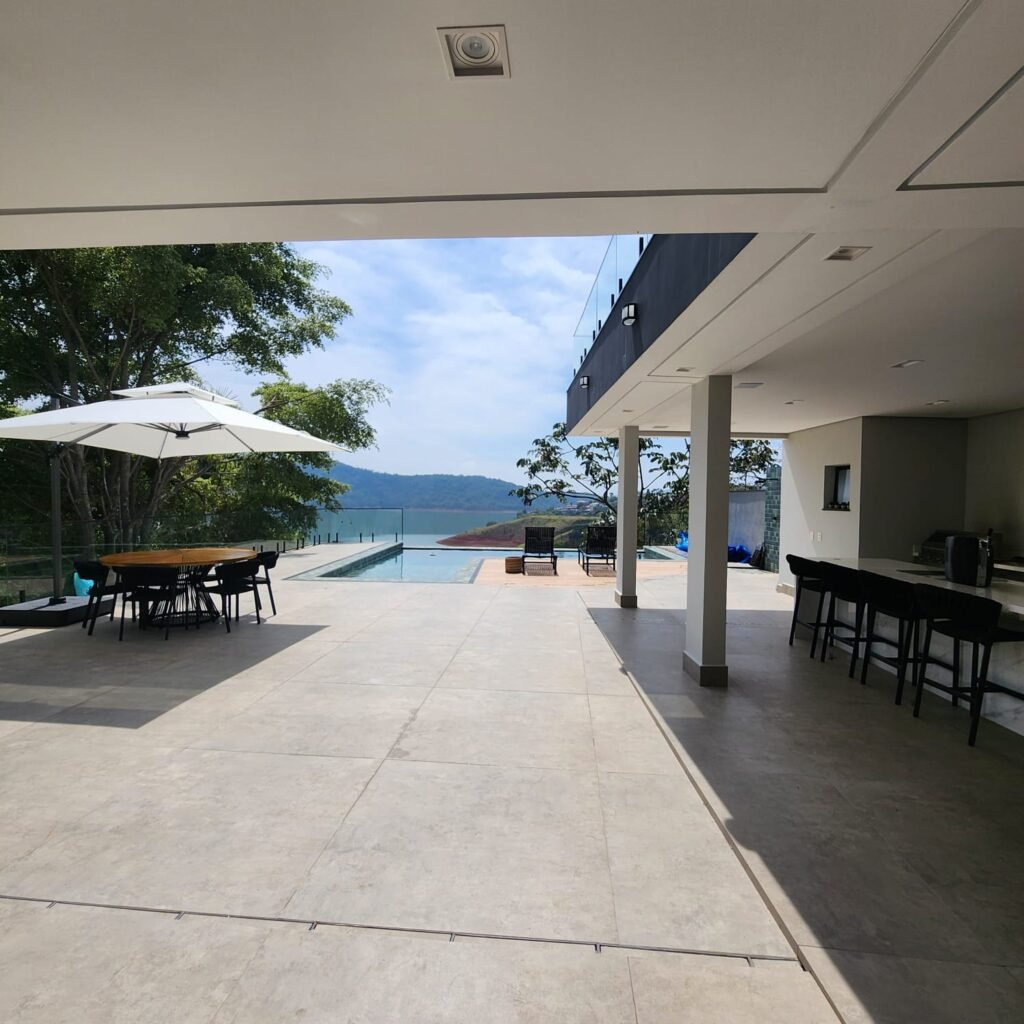 WhatsApp Image 2025-11-10 at 16.52.45 (3)